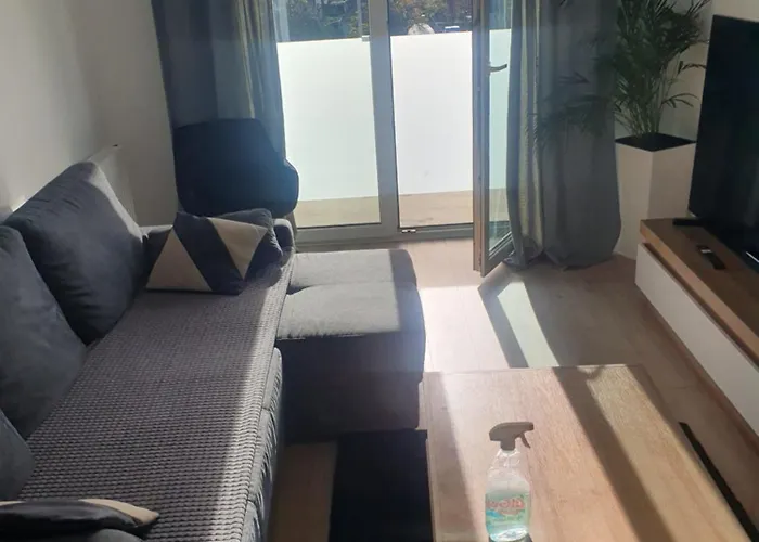 Nova Wozownia Free Parking *